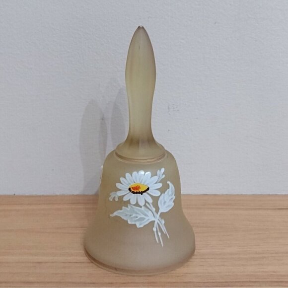Vintage Westmoreland Yellow Satin Glass Bell Hand Painted Floral Flower Daisy - Picture 2 of 10